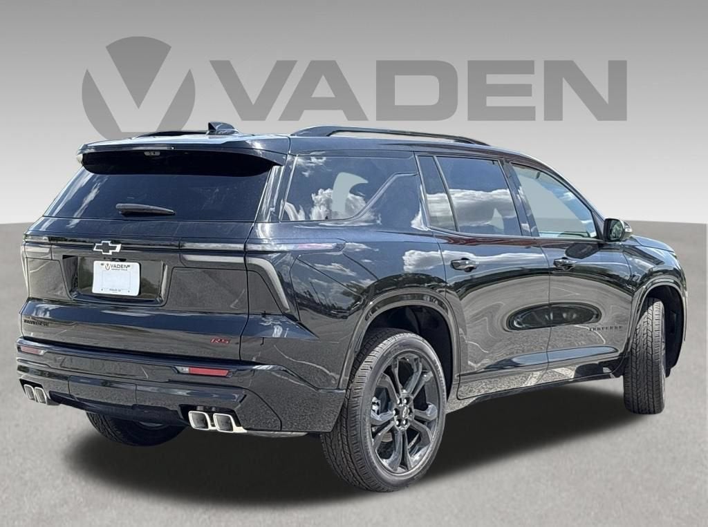 2027 Chevrolet Traverse Base