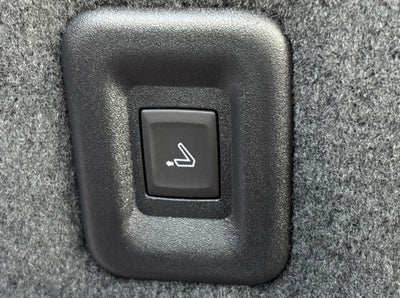 2027 Chevrolet Traverse Base