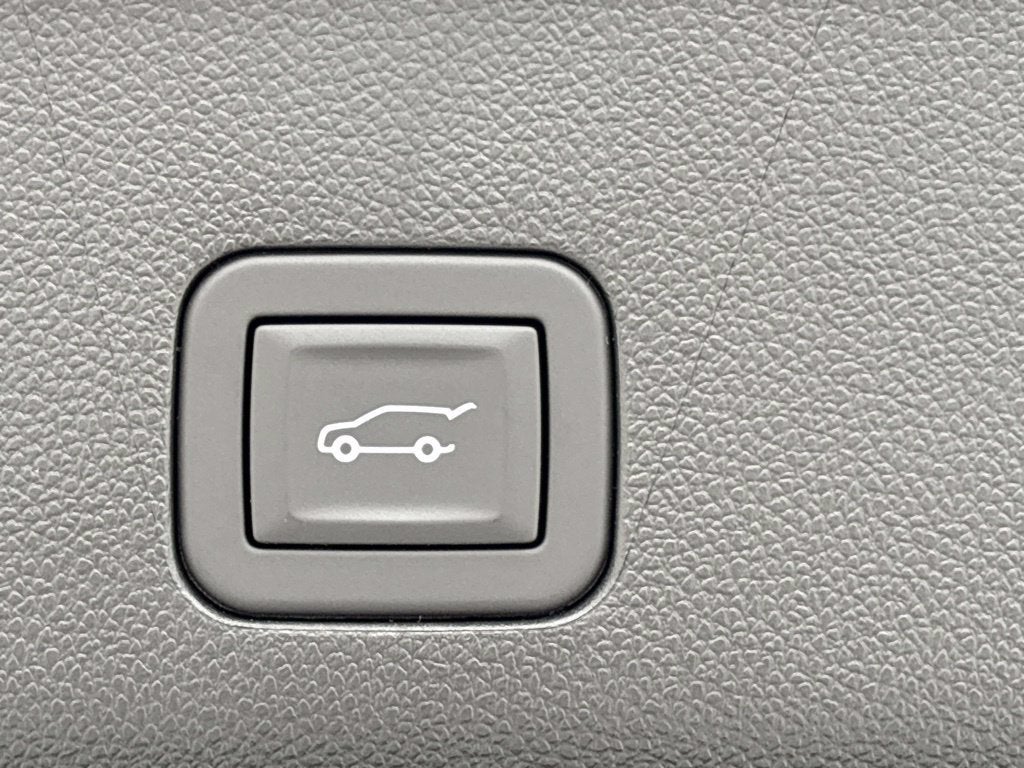 2027 Chevrolet Tahoe Premier