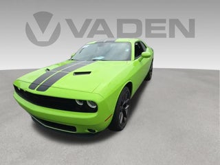 2023 Dodge Challenger Base