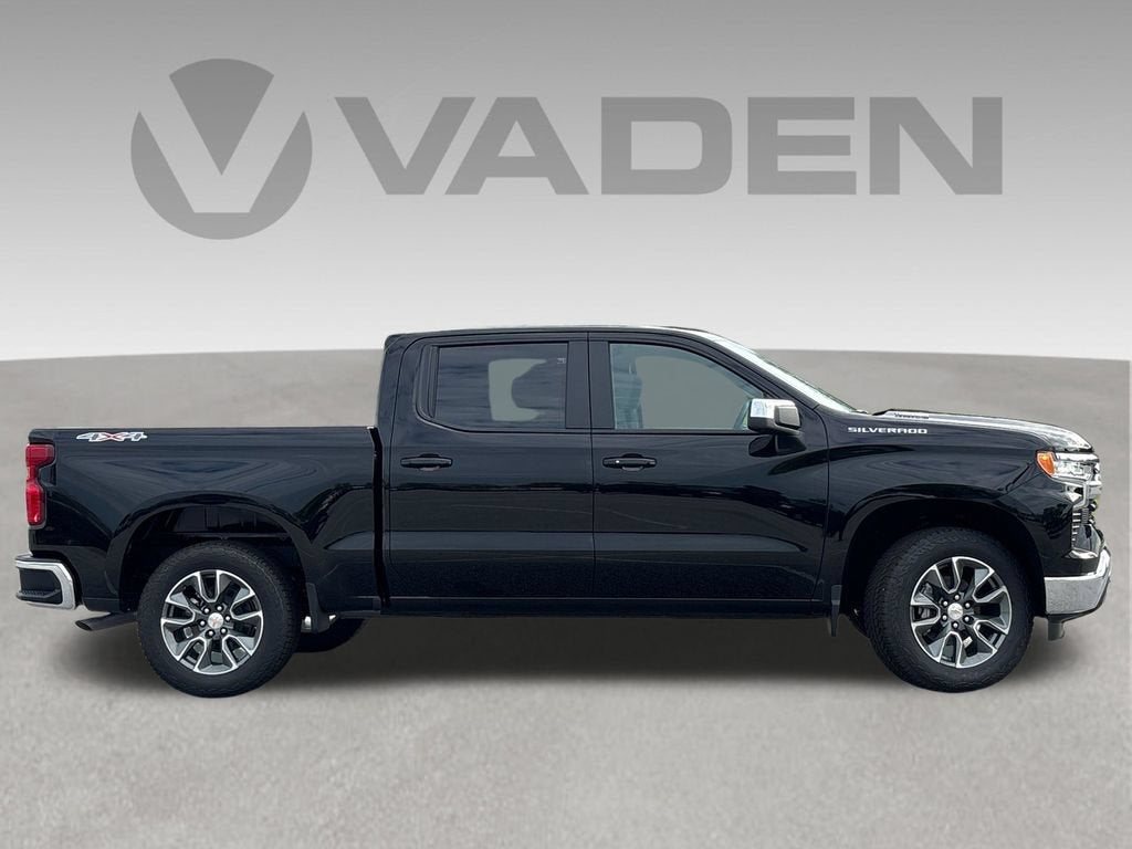 2026 Chevrolet Silverado 1500 LT - Photo 14