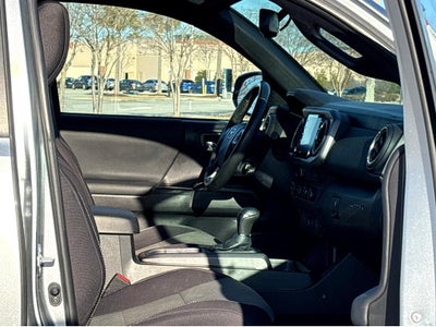 2022 Toyota Tacoma 4WD SR