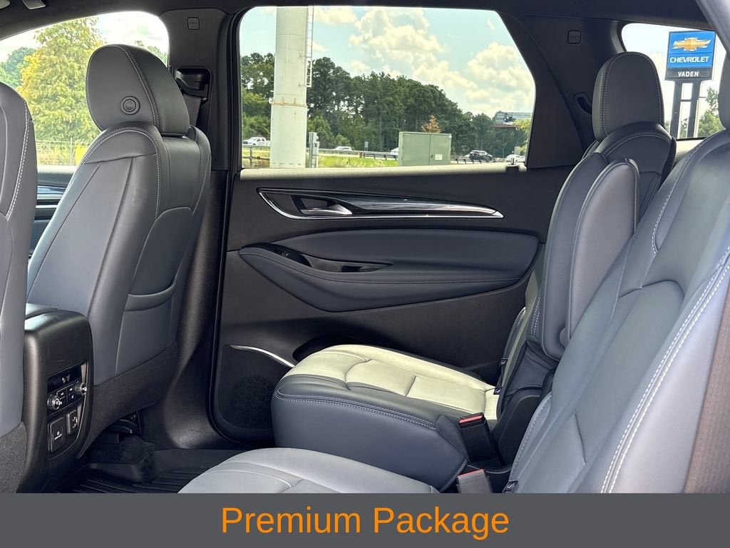 2024 Buick Enclave Base