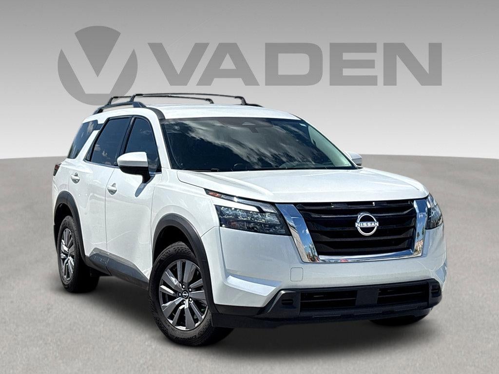 2025 Nissan Pathfinder SV 2WD's photo