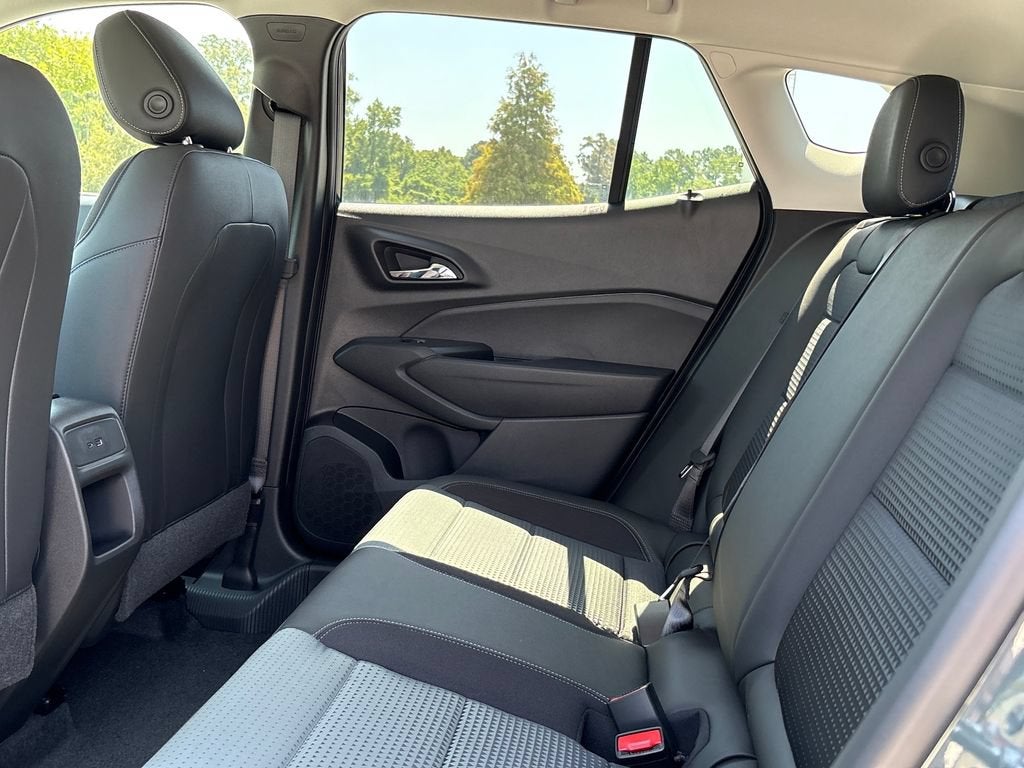 2026 Chevrolet Trax LT - Photo 18
