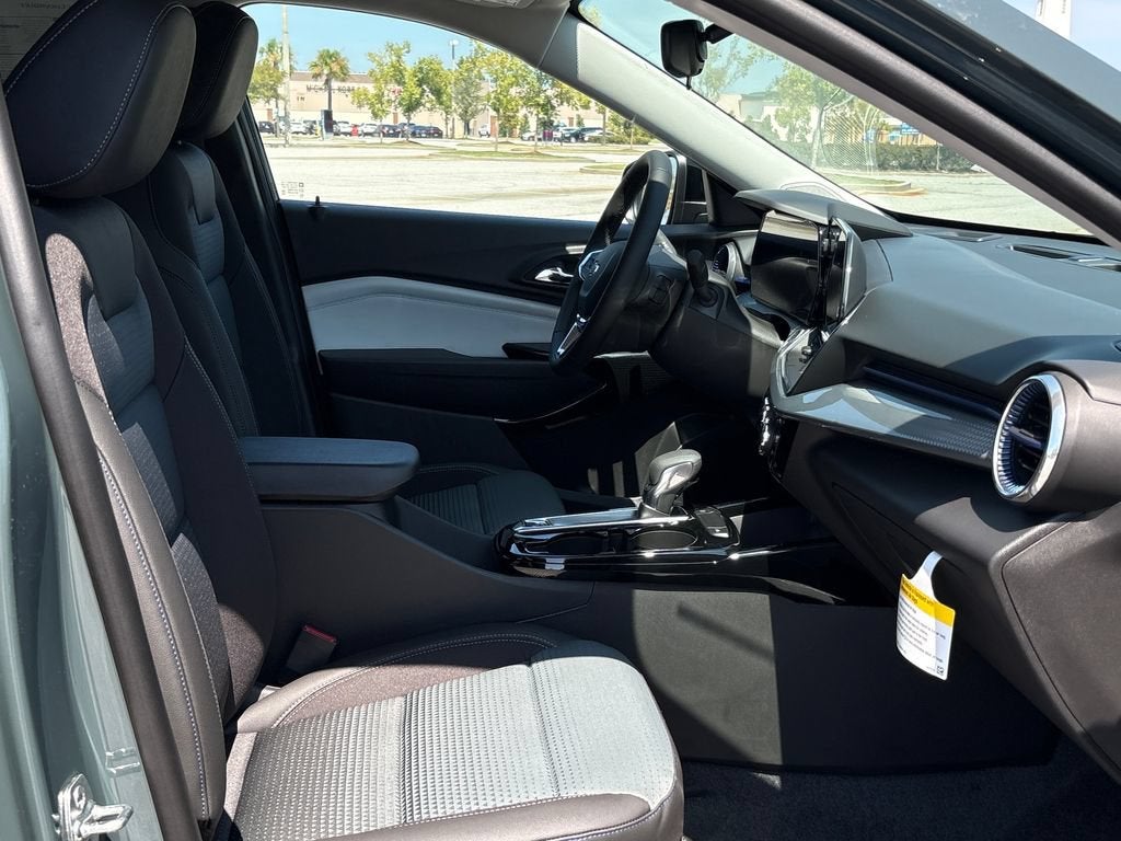 2026 Chevrolet Trax LT - Photo 22