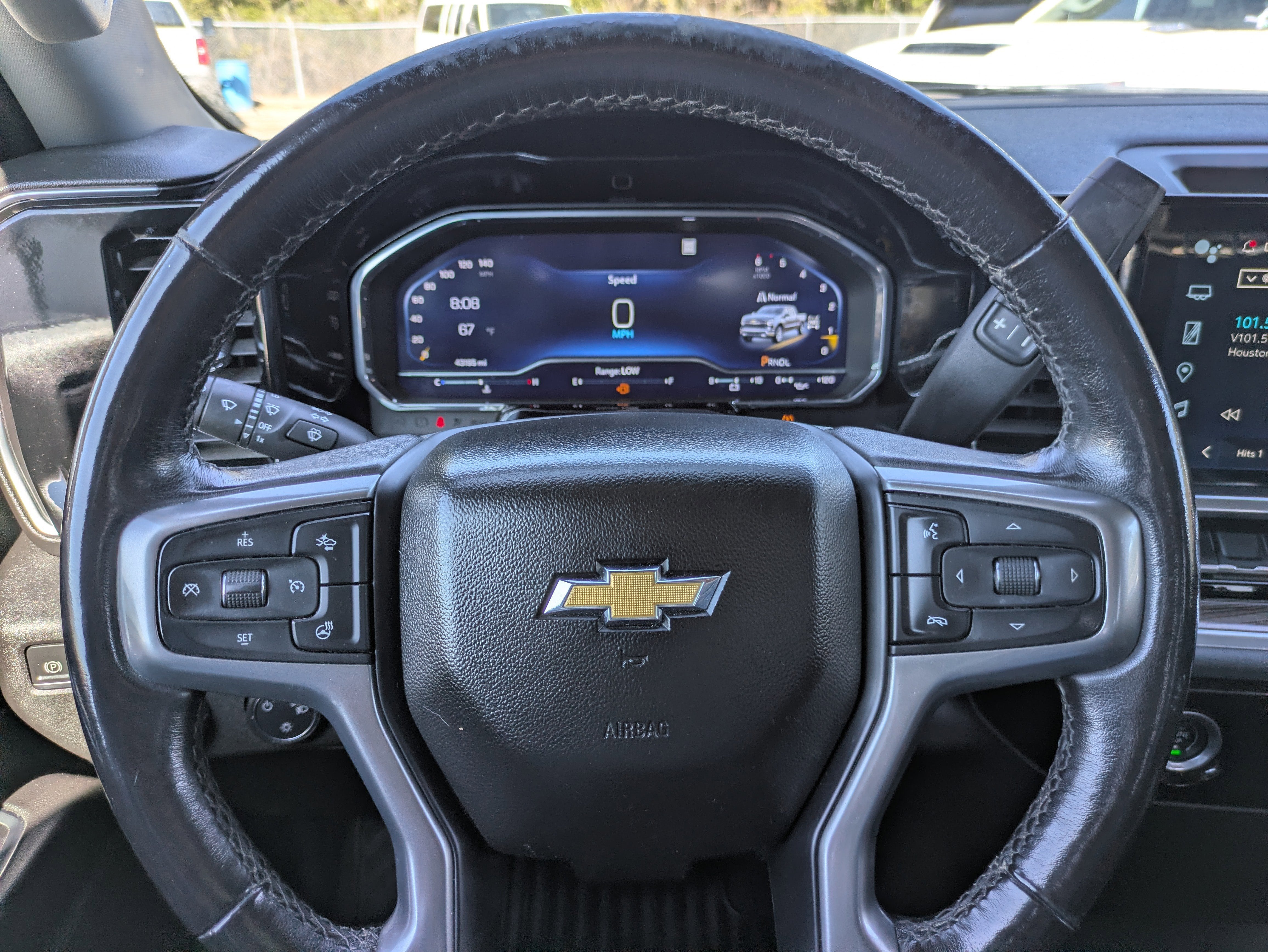 2022 Chevrolet Silverado 1500 LT (2FL)
