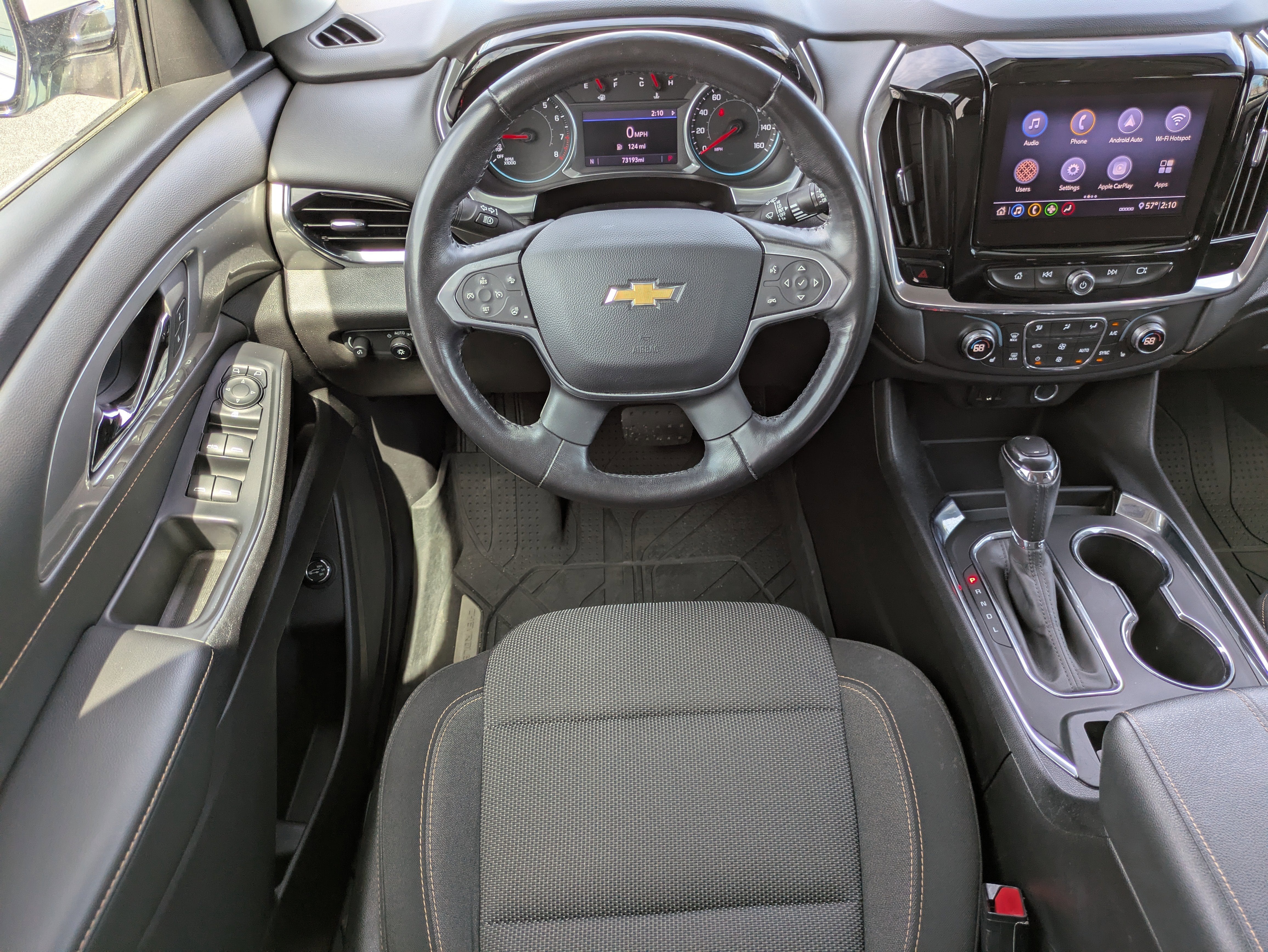 2020 Chevrolet Traverse LT Cloth