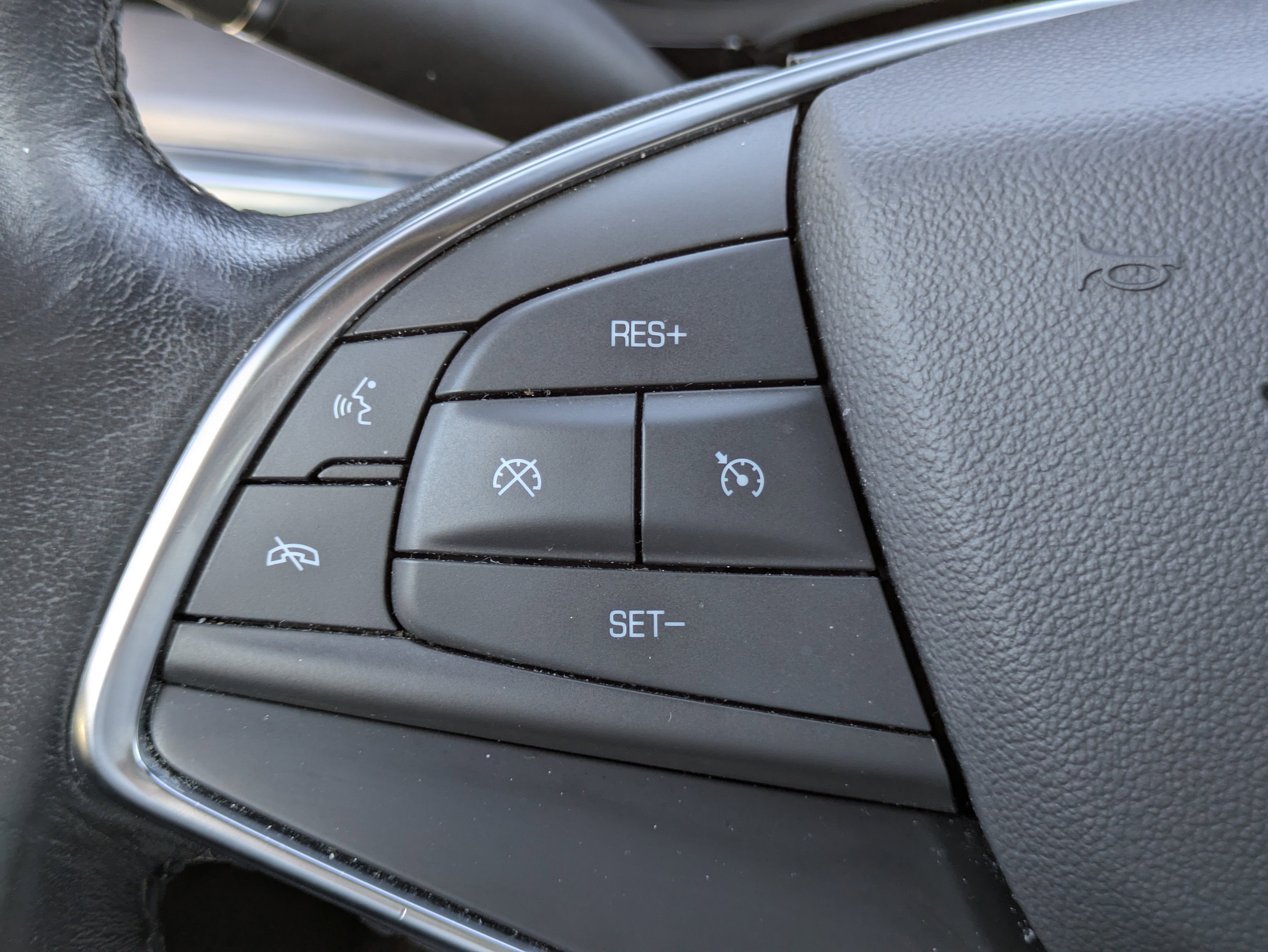 2022 Cadillac XT5 Luxury