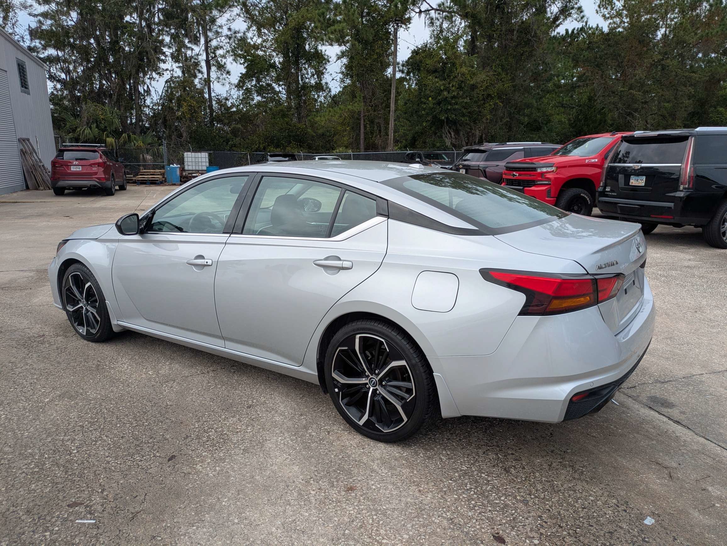 2024 Nissan Altima SR FWD