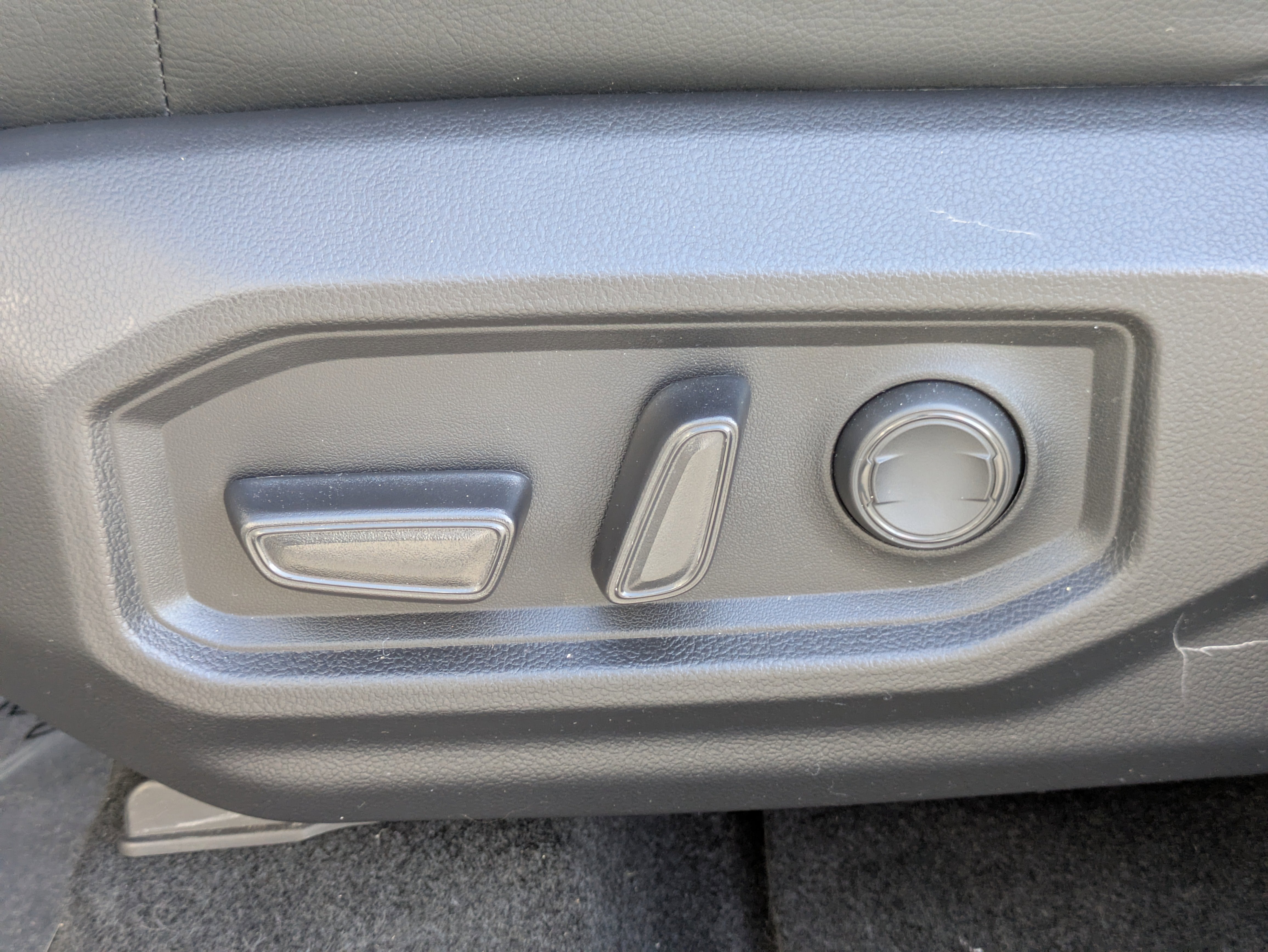 2023 Toyota Tundra 4WD SR5