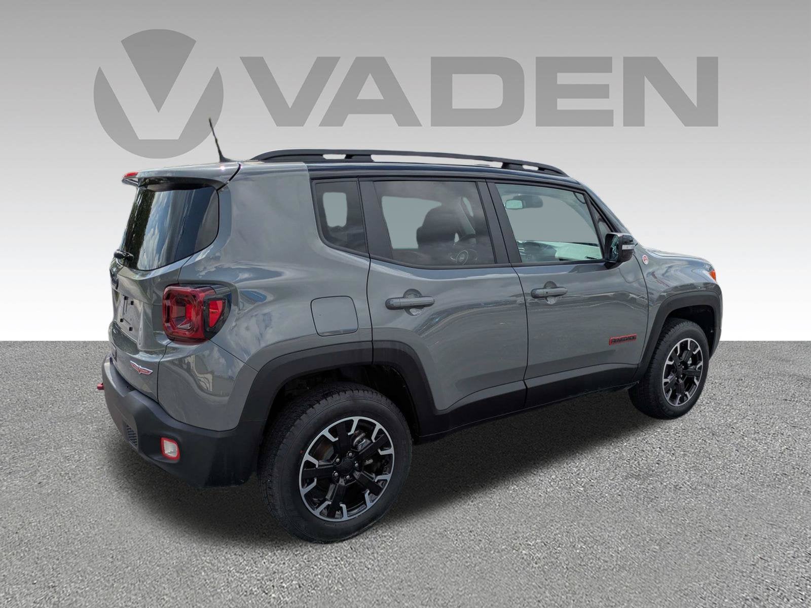 2023 Jeep Renegade Trailhawk 4x4