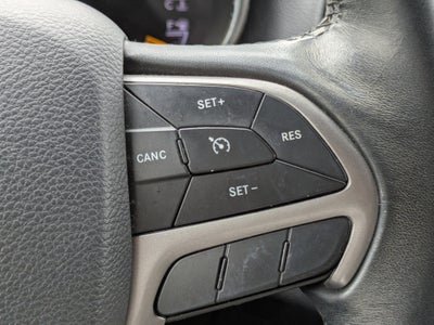 2019 Jeep Grand Cherokee Laredo E 4x2
