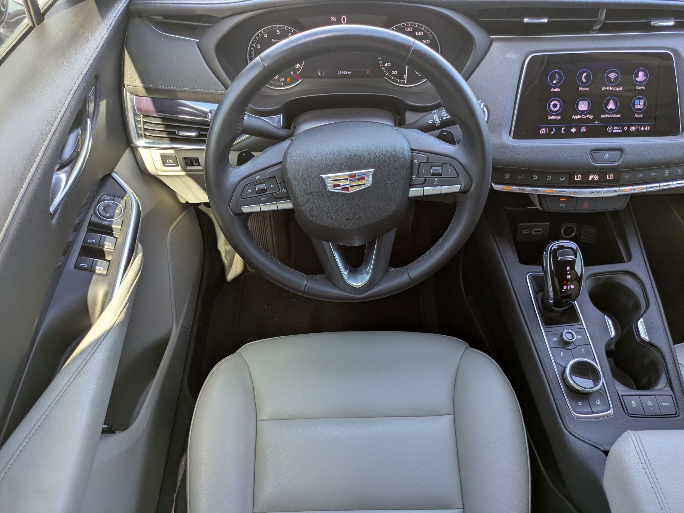 2023 Cadillac XT4 Luxury