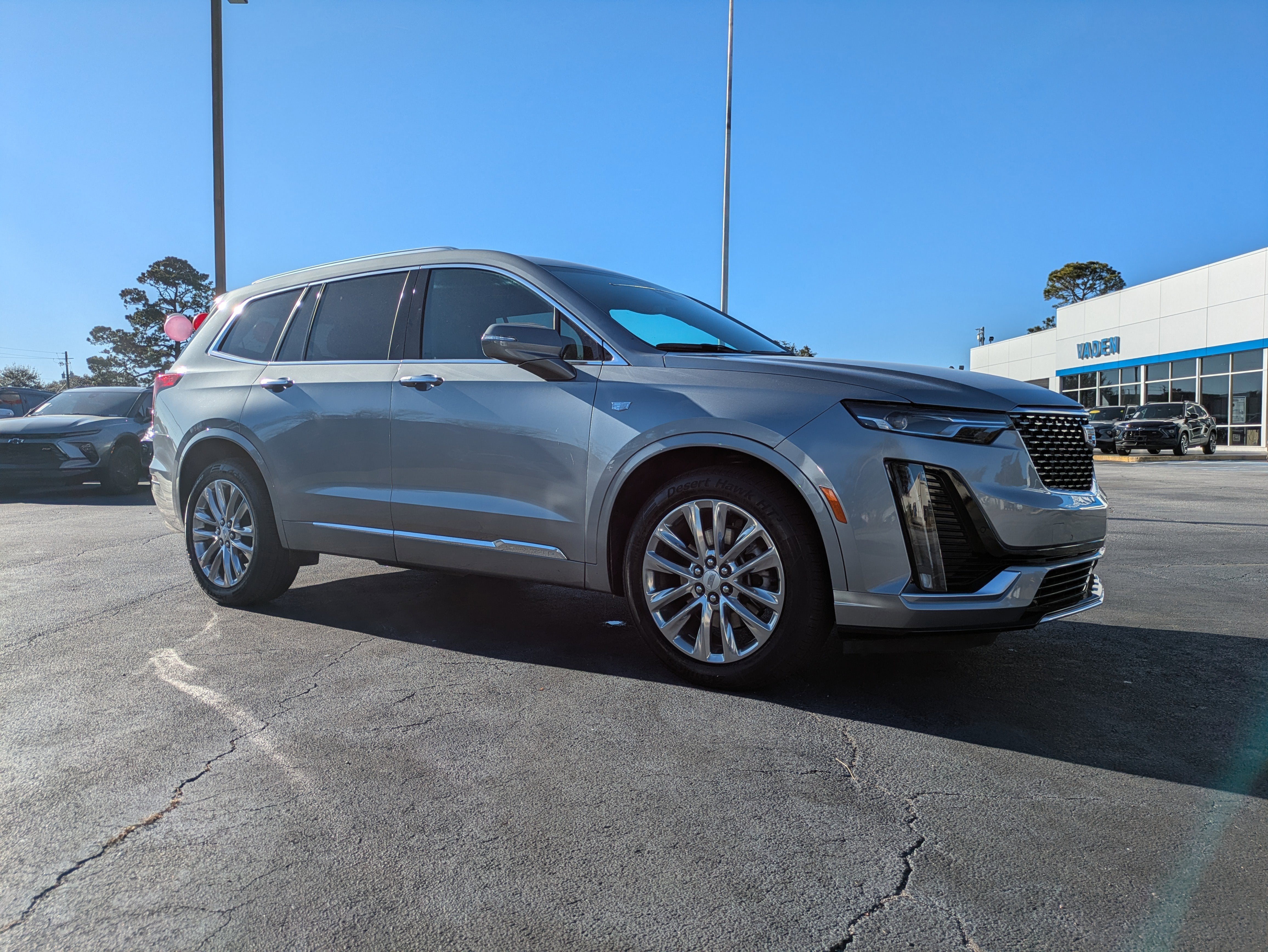 2025 Cadillac XT6 Premium Luxury