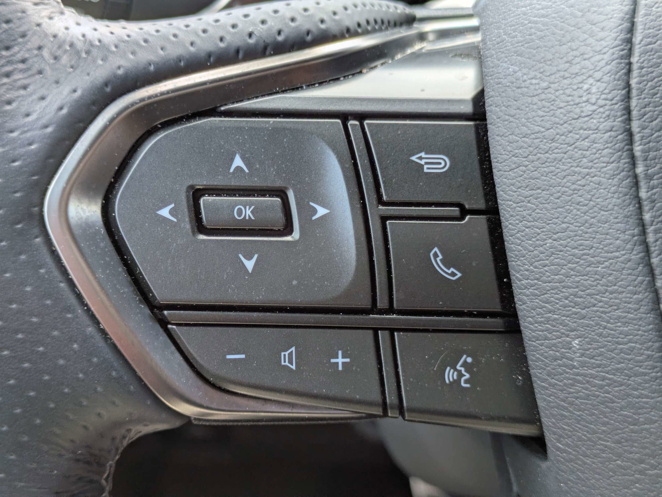 2026 Lexus LX 600 F SPORT Handling