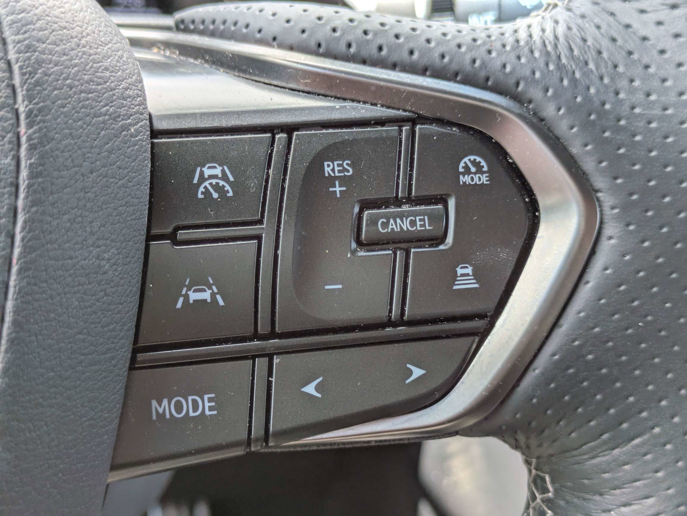2026 Lexus LX 600 F SPORT Handling
