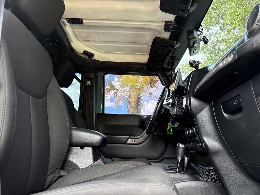 2015 Jeep Wrangler Unlimited Sport