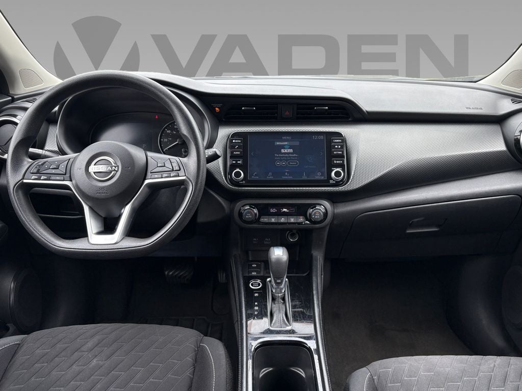 2022 Nissan Kicks SV
