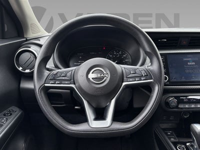 2022 Nissan Kicks SV