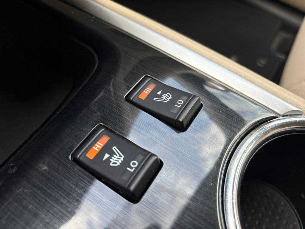 2017 Nissan Pathfinder SV