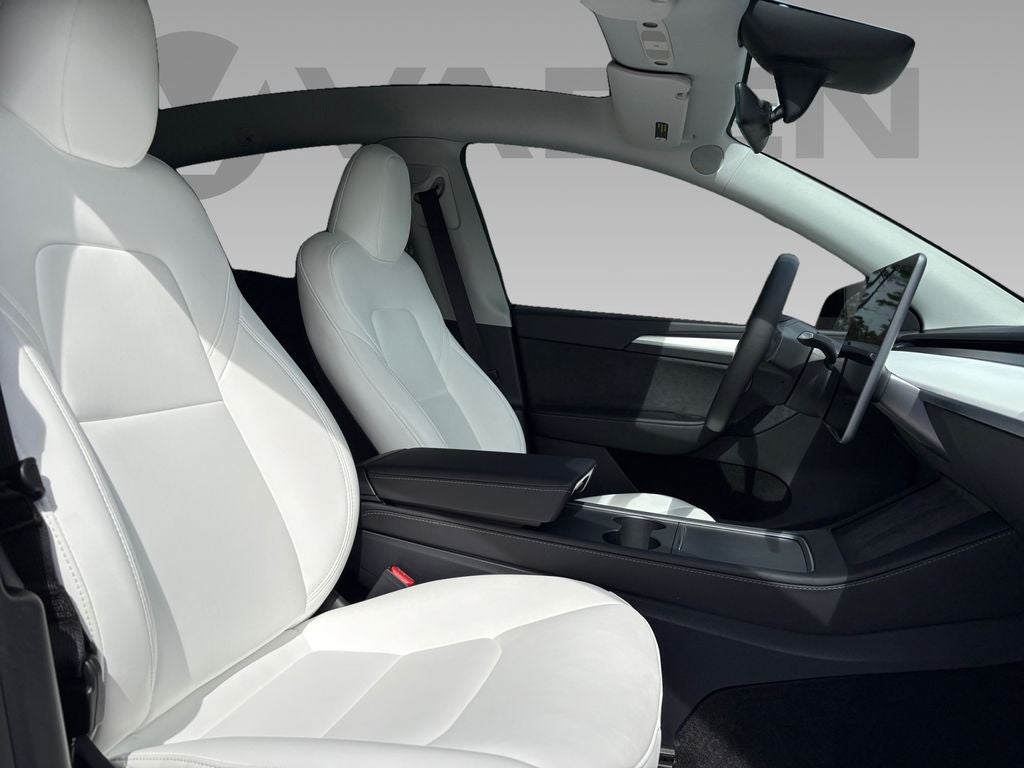 2025 Tesla Model Y Long Range